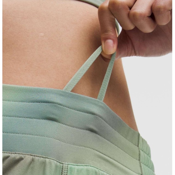 Lululemon Hotty Hot High-Rise Lined Short 2.5" Chroma Drift Green Multi / Palm C - Picture 3 of 10